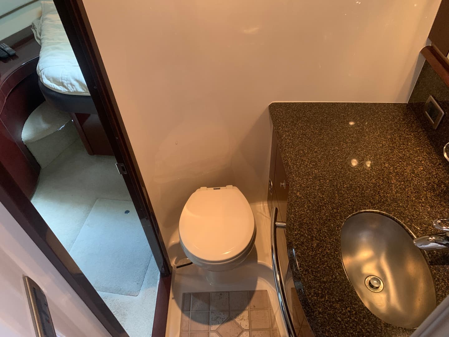 2007 Sea Ray 52 Sundancer — photo 70