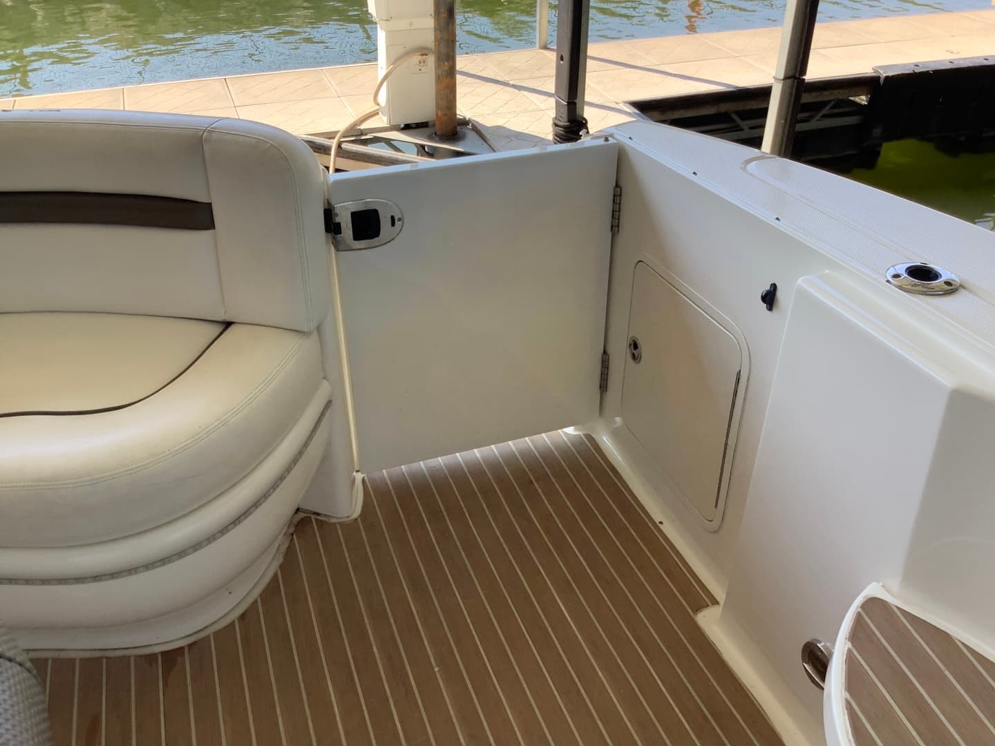 2007 Sea Ray 52 Sundancer — photo 23