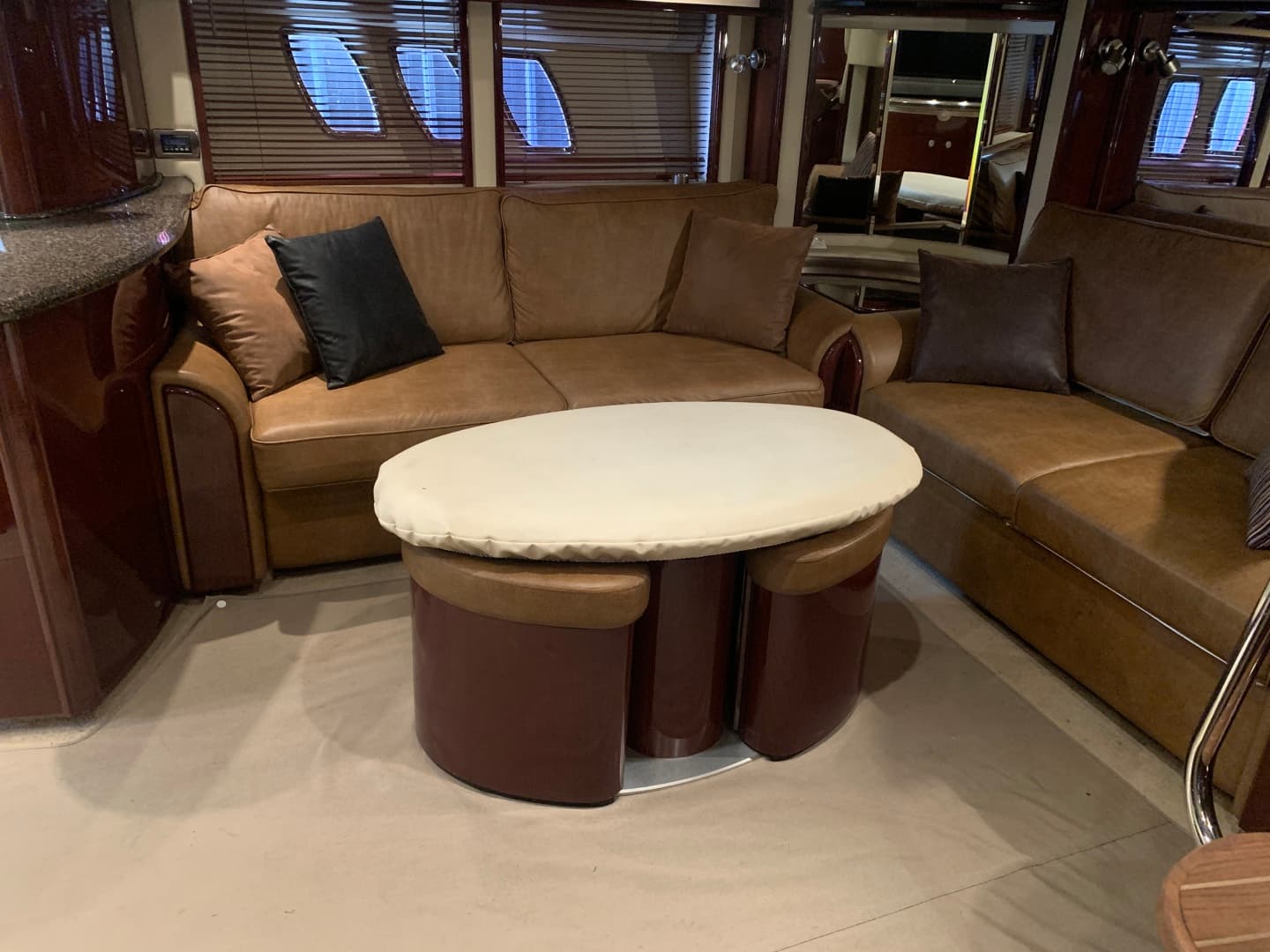2007 Sea Ray 52 Sundancer — photo 49