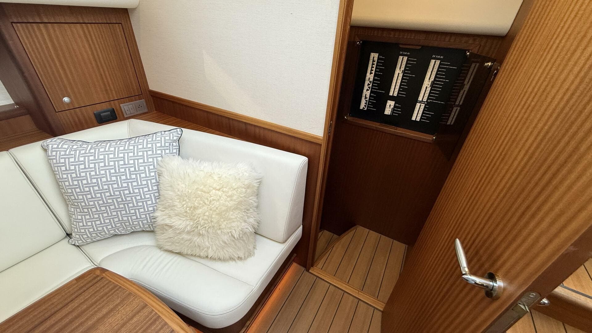 2021 Elling E6 — photo 37