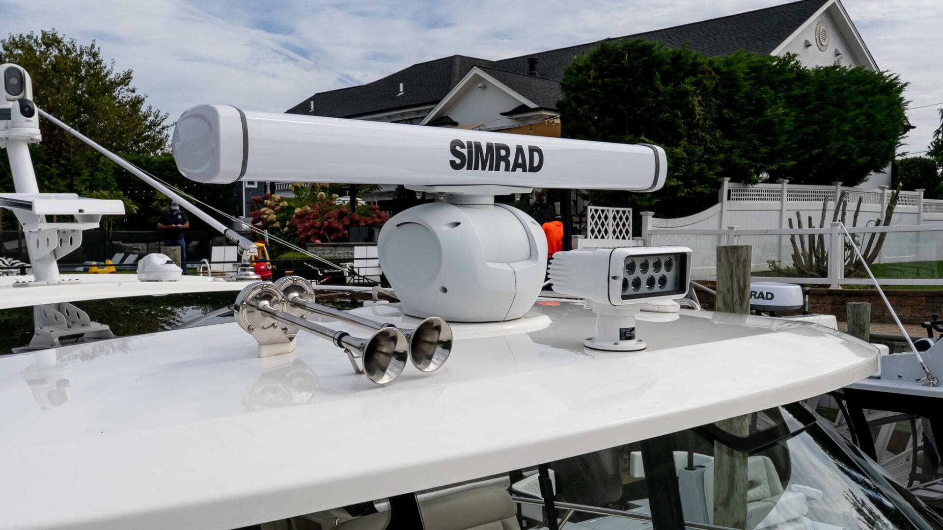 2024 Boston Whaler 405 Conquest — photo 62