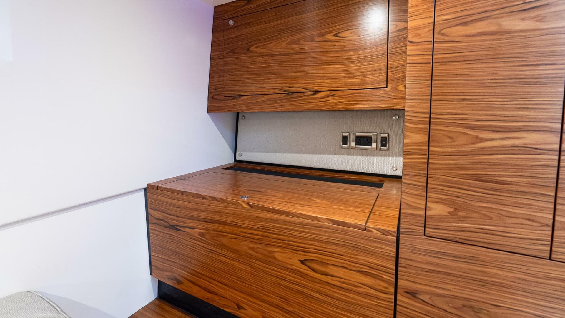 2024 Boston Whaler 405 Conquest — photo 56