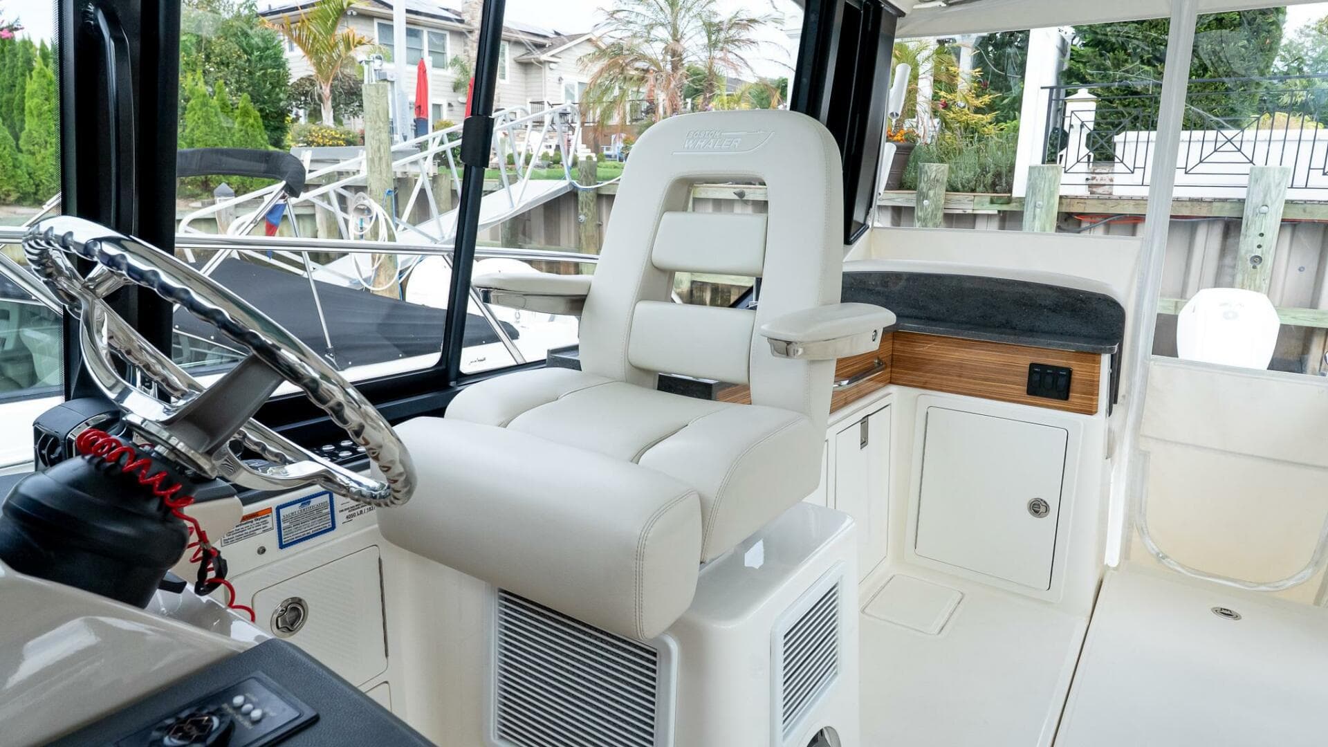 2024 Boston Whaler 405 Conquest — photo 40