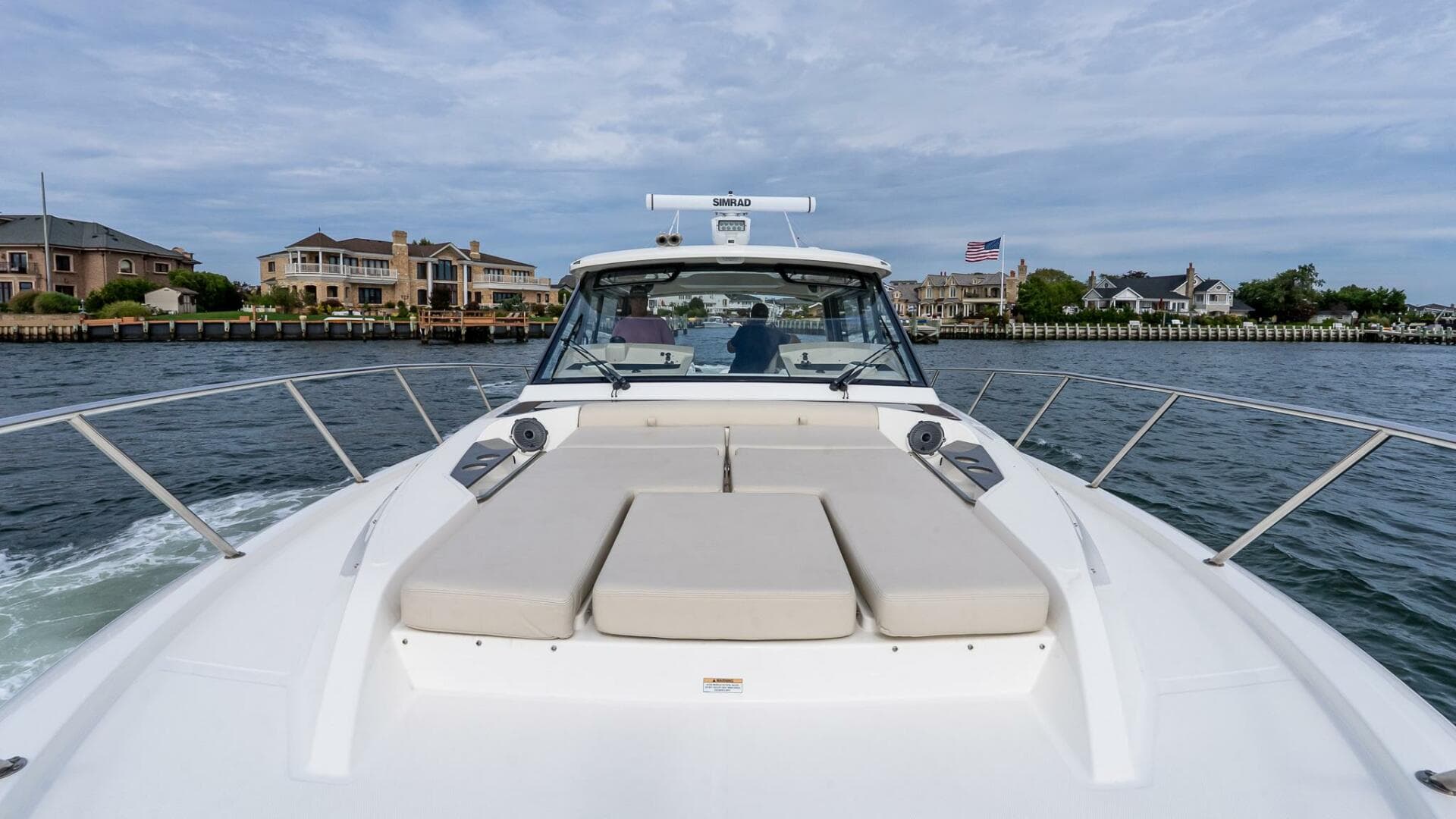 2024 Boston Whaler 405 Conquest — photo 61