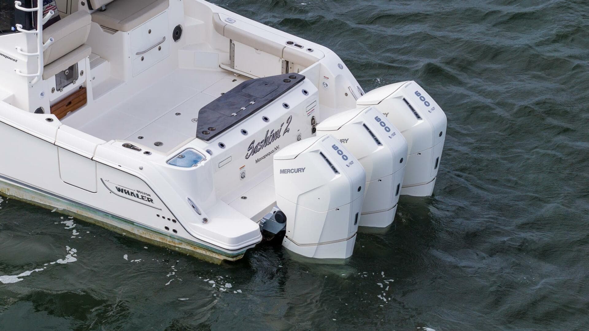 2024 Boston Whaler 405 Conquest — photo 10