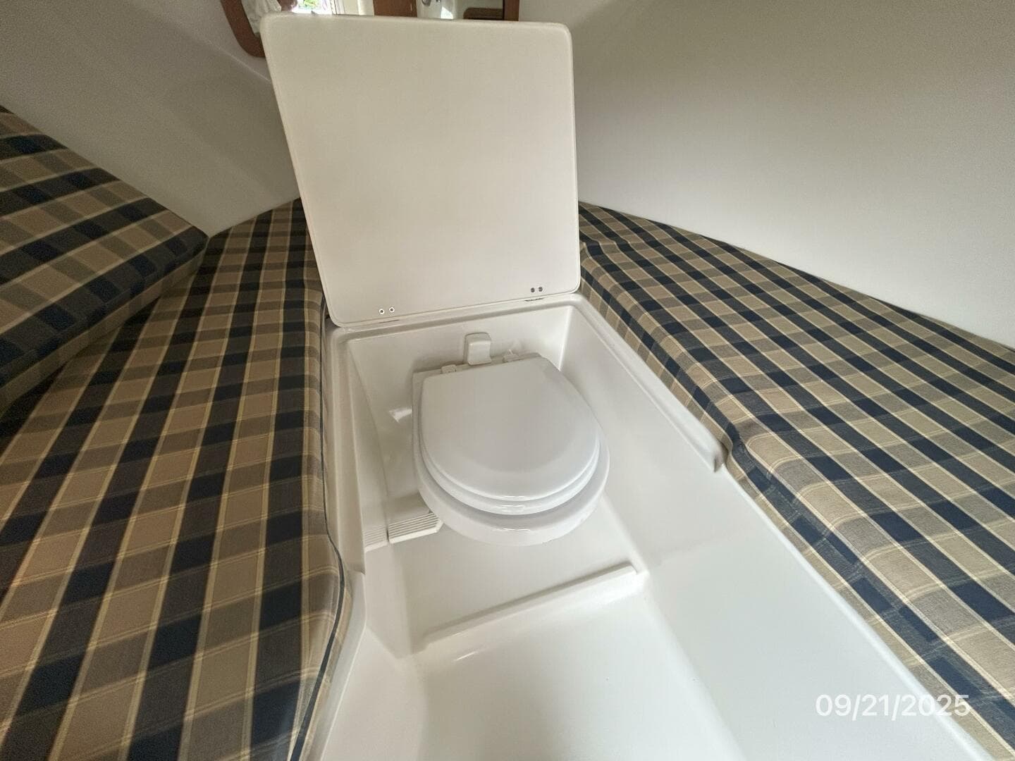 2006 Chris-Craft Corsair Heritage Edition — photo 33