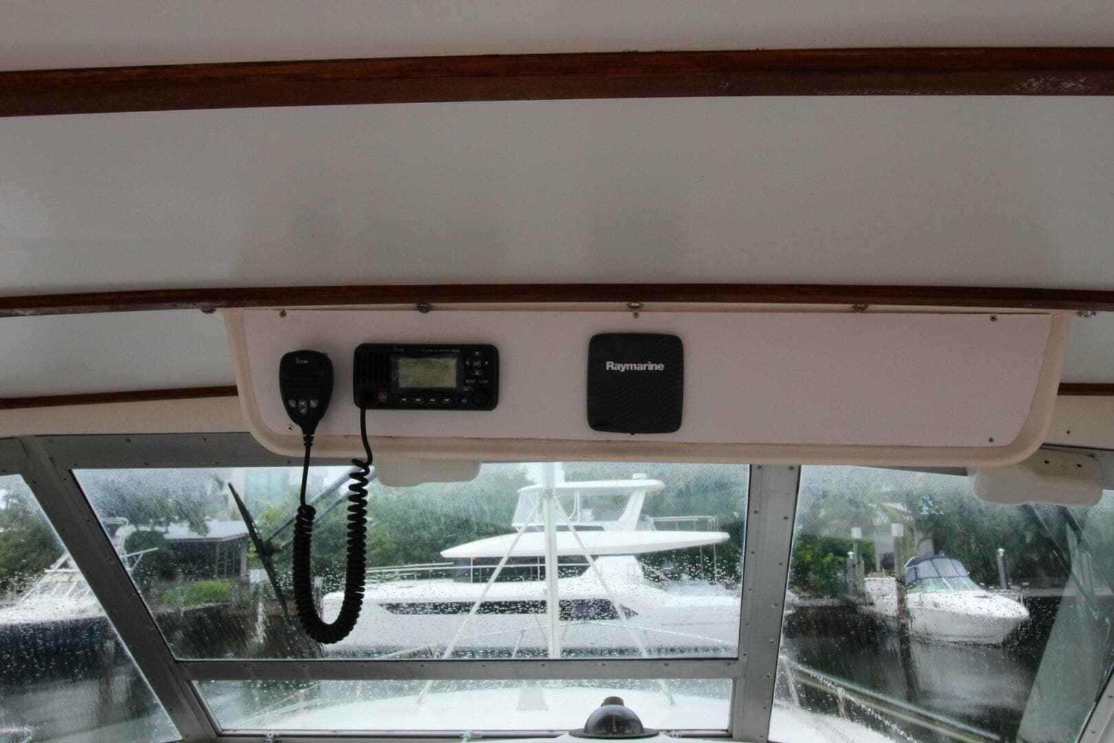 1974 Bertram 42 — photo 7