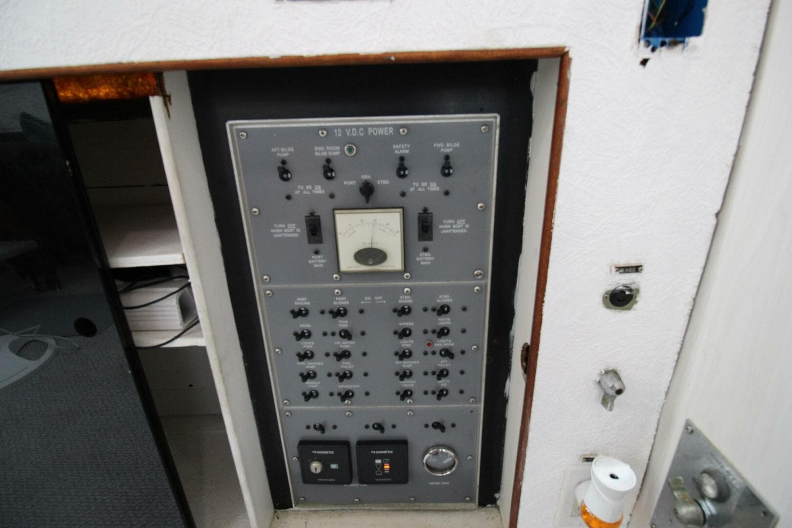 1974 Bertram 42 — photo 21