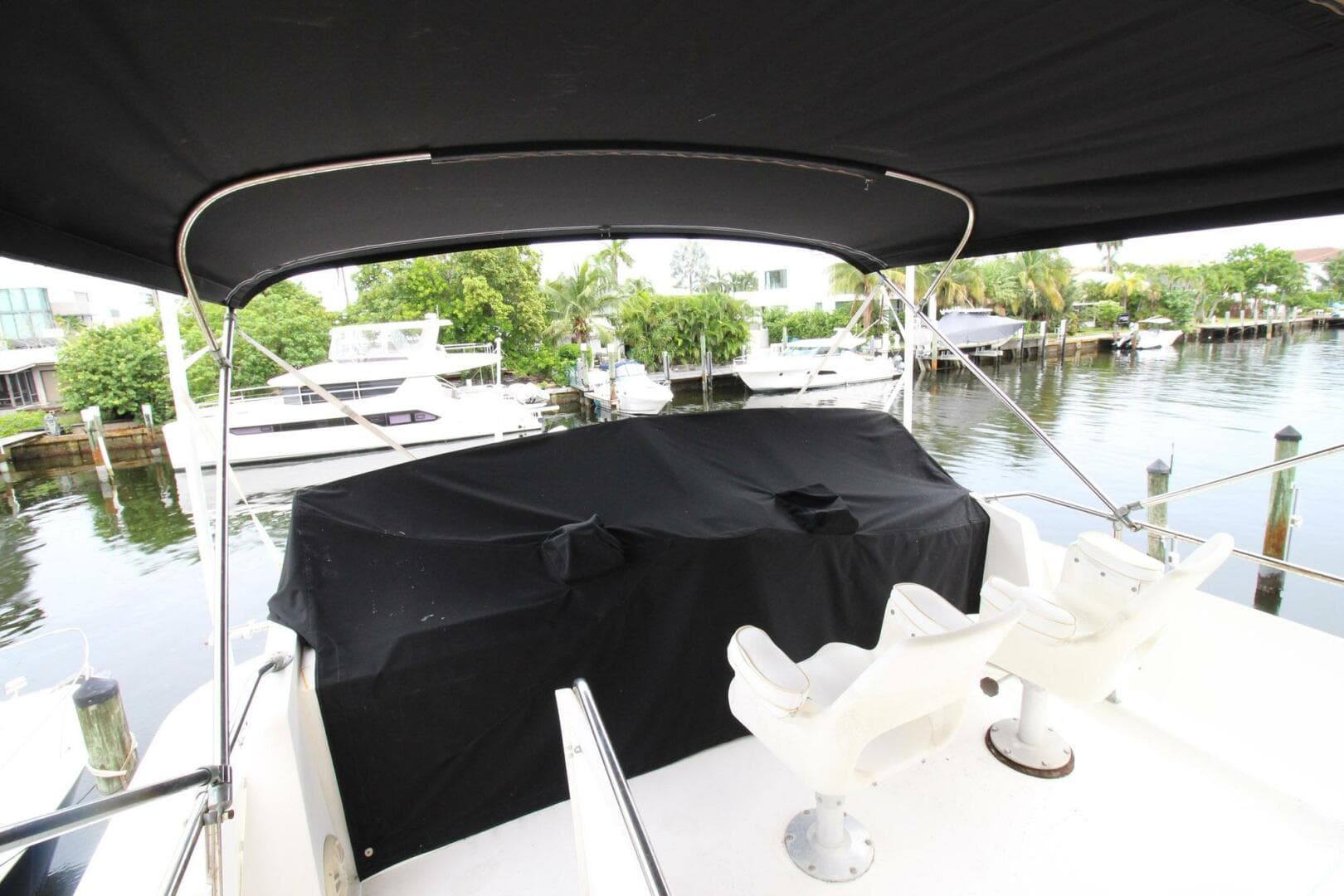 1974 Bertram 42 — photo 28