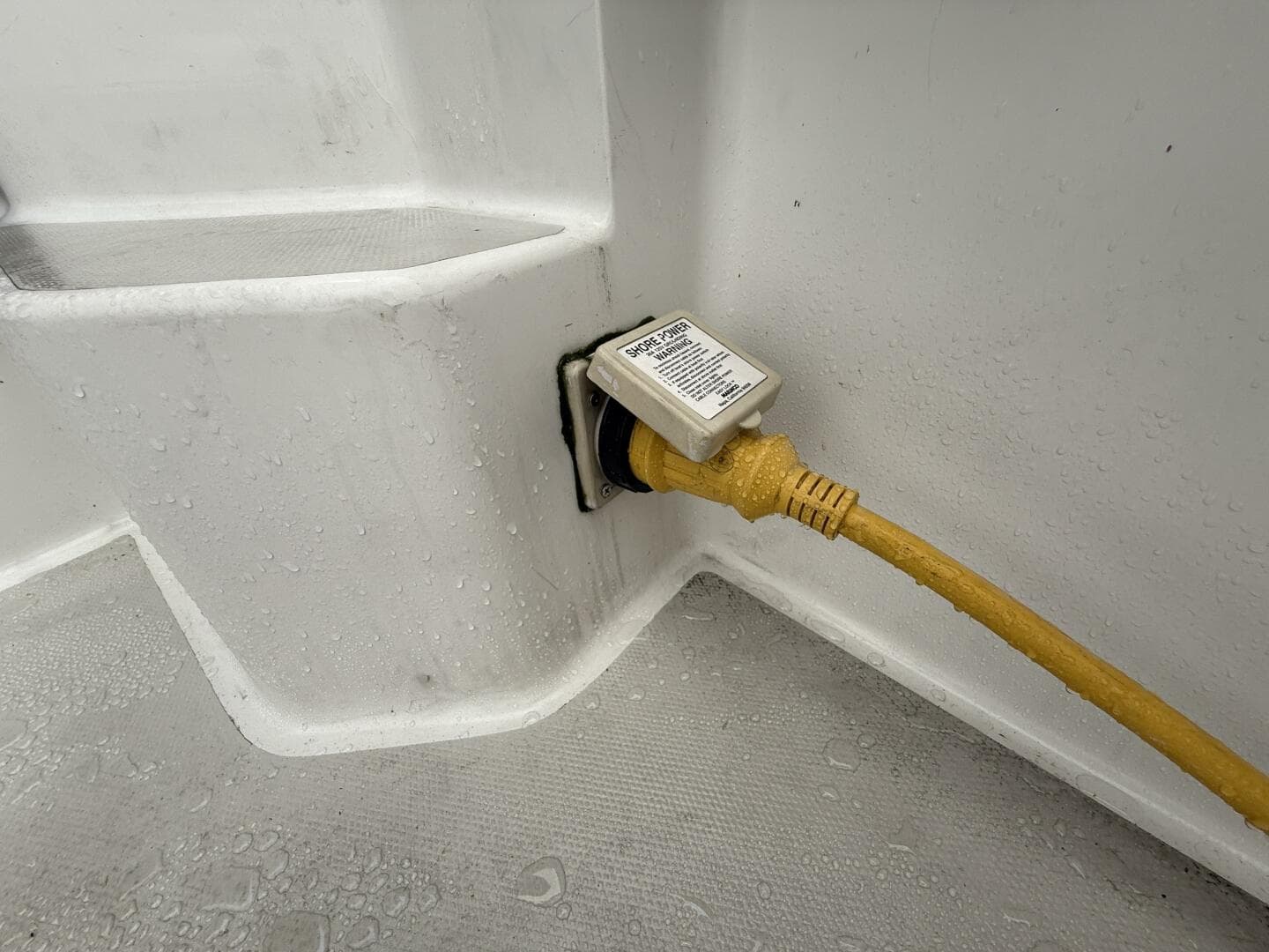 2005 Back Cove 26 Hardtop Express — photo 19