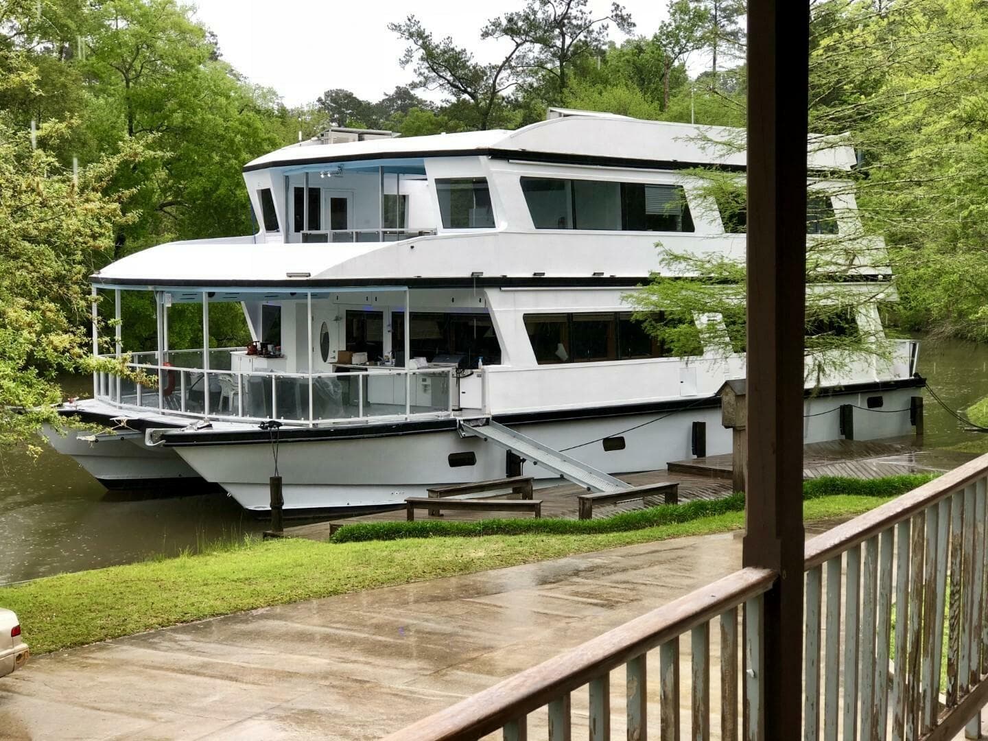 2018 Avenger Luxury Catamaran Coastal Cruiser — photo 5