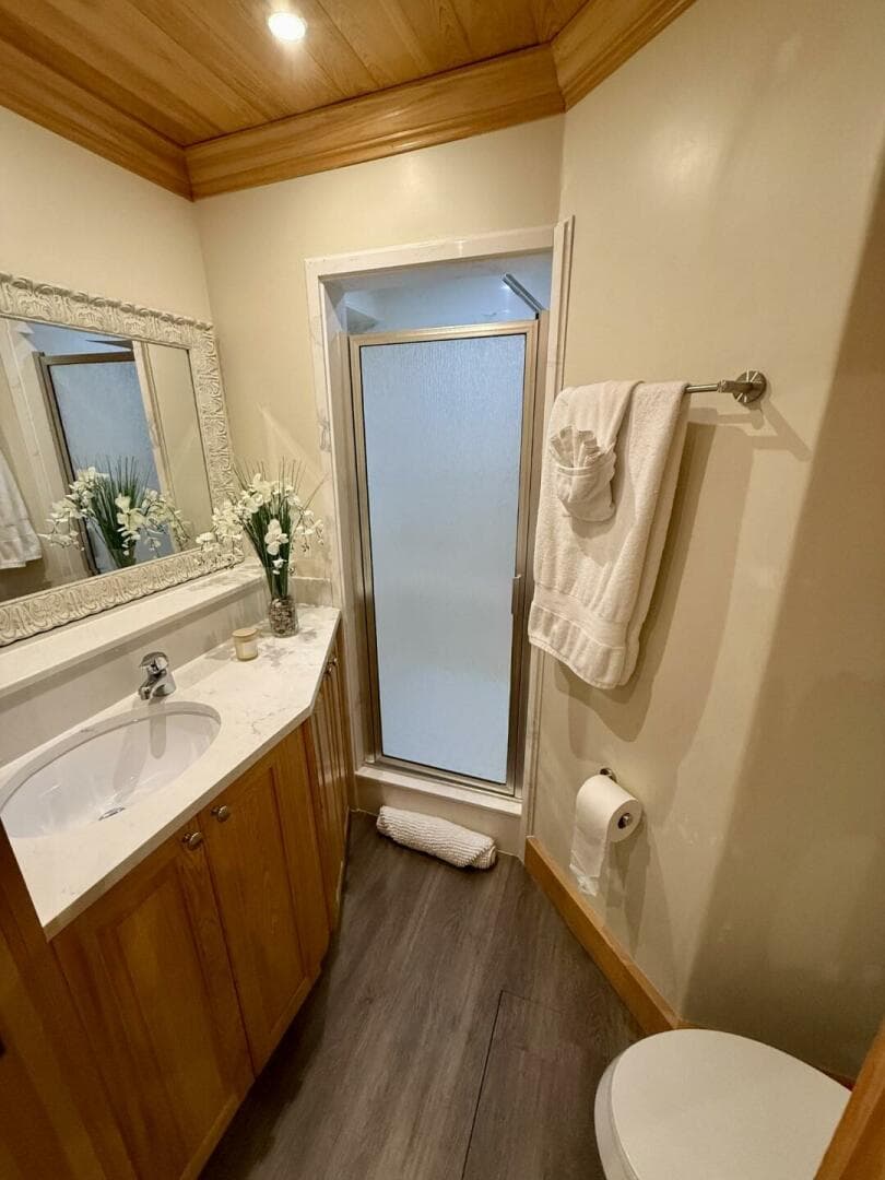 2018 Avenger Luxury Catamaran Coastal Cruiser — photo 29