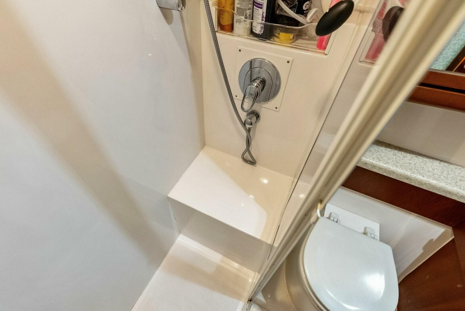 2006 Bertram Convertible — photo 41