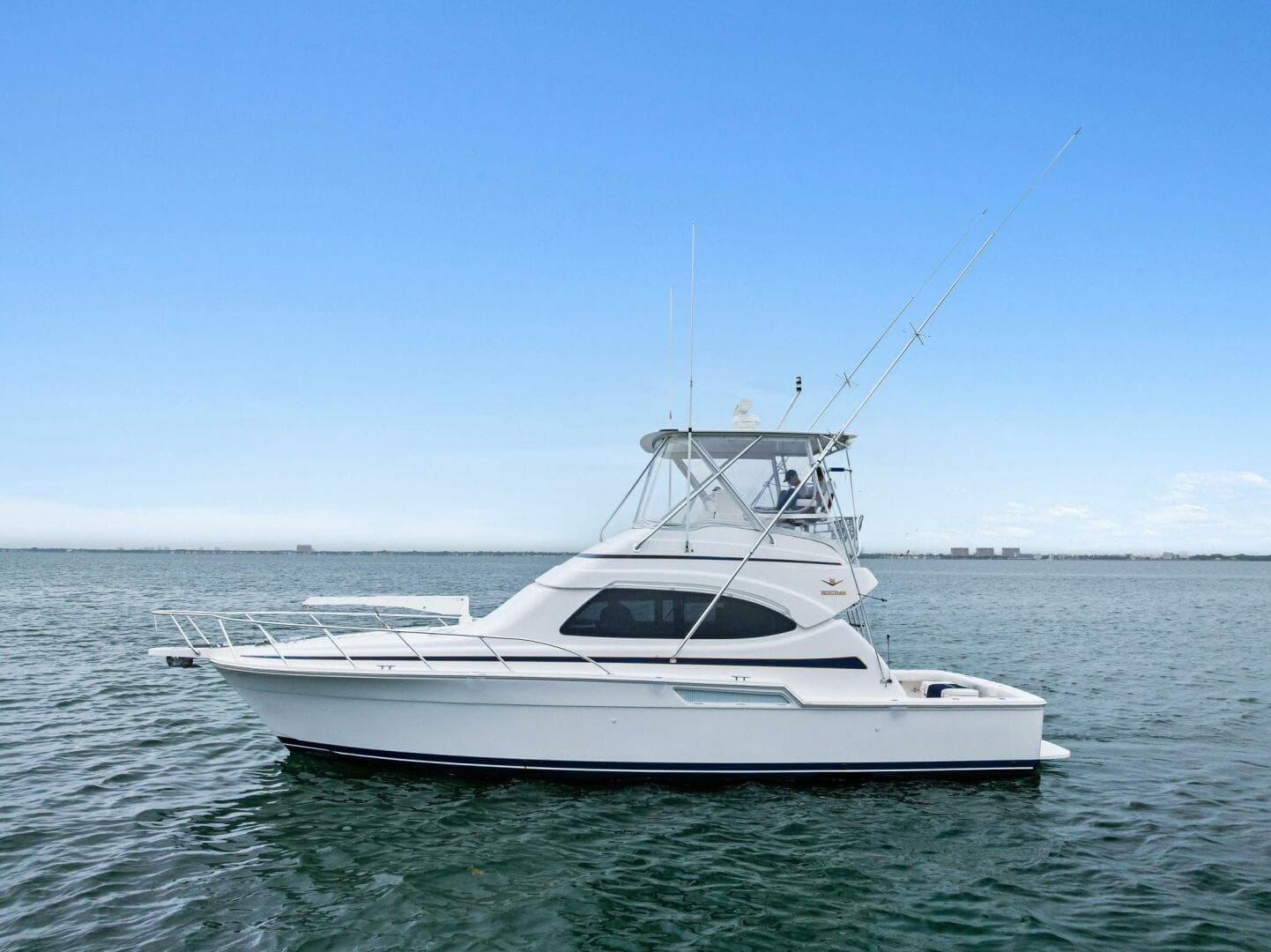 2006 Bertram Convertible — photo 5