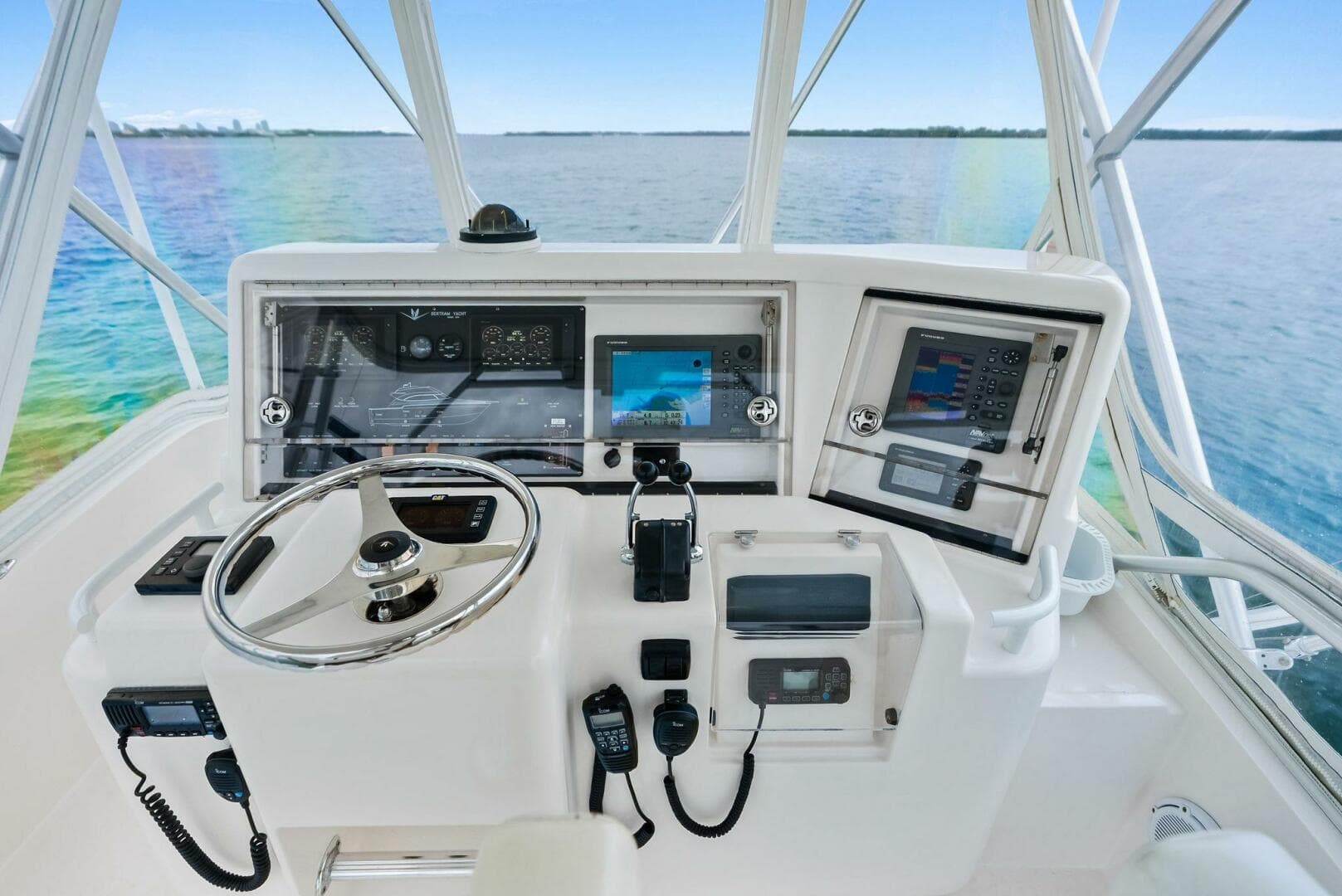 2006 Bertram Convertible — photo 29