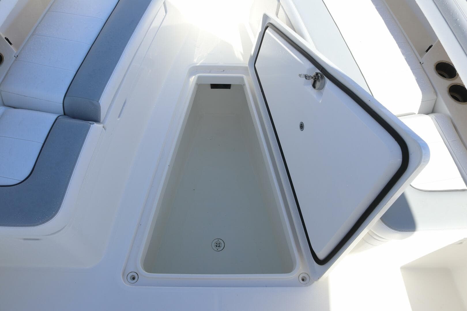 2020 Regulator 31 — photo 25