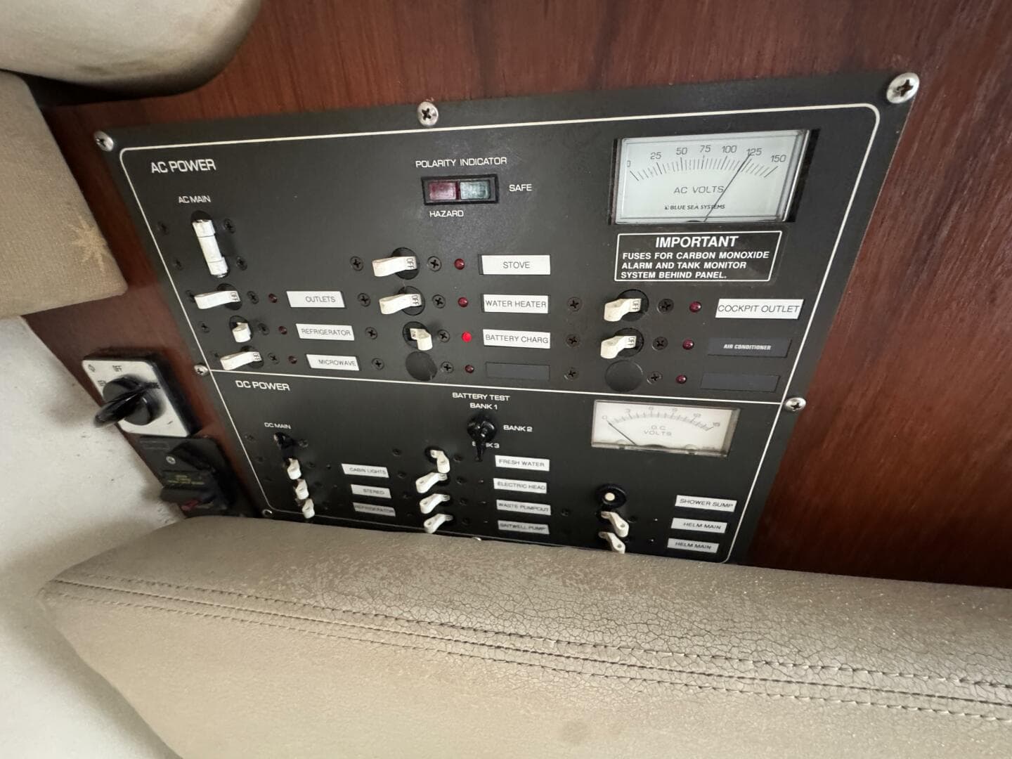 1999 Tiara Yachts 2900 Open — photo 26