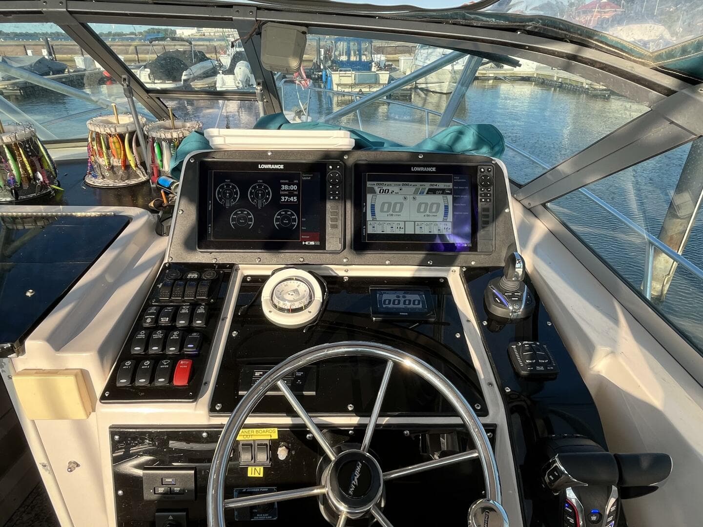 1994 Pro-Line 2950 Express — photo 8