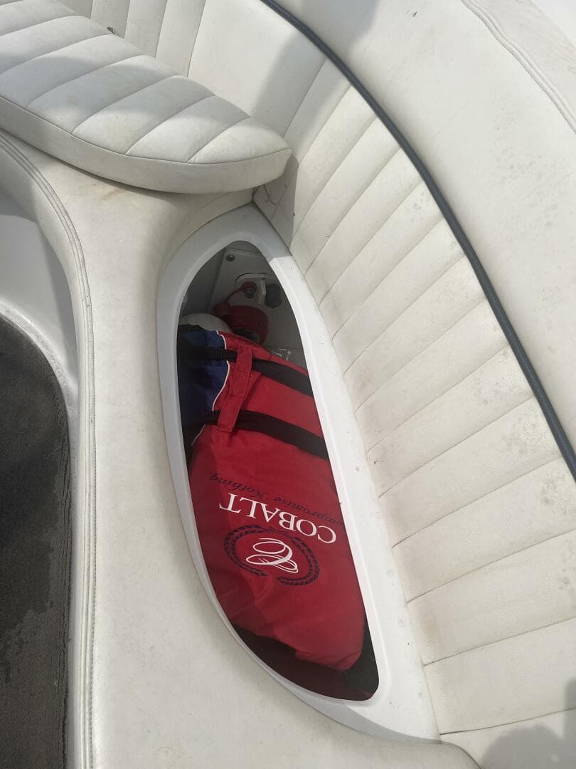 2002 Cobalt 282 — photo 20