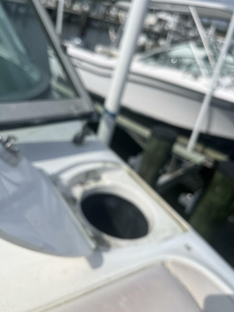 2002 Cobalt 282 — photo 41