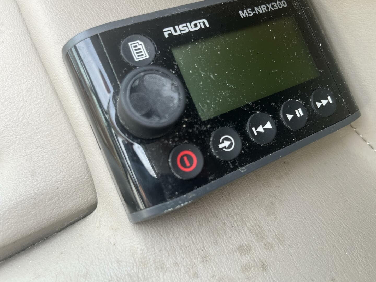 2002 Cobalt 282 — photo 28