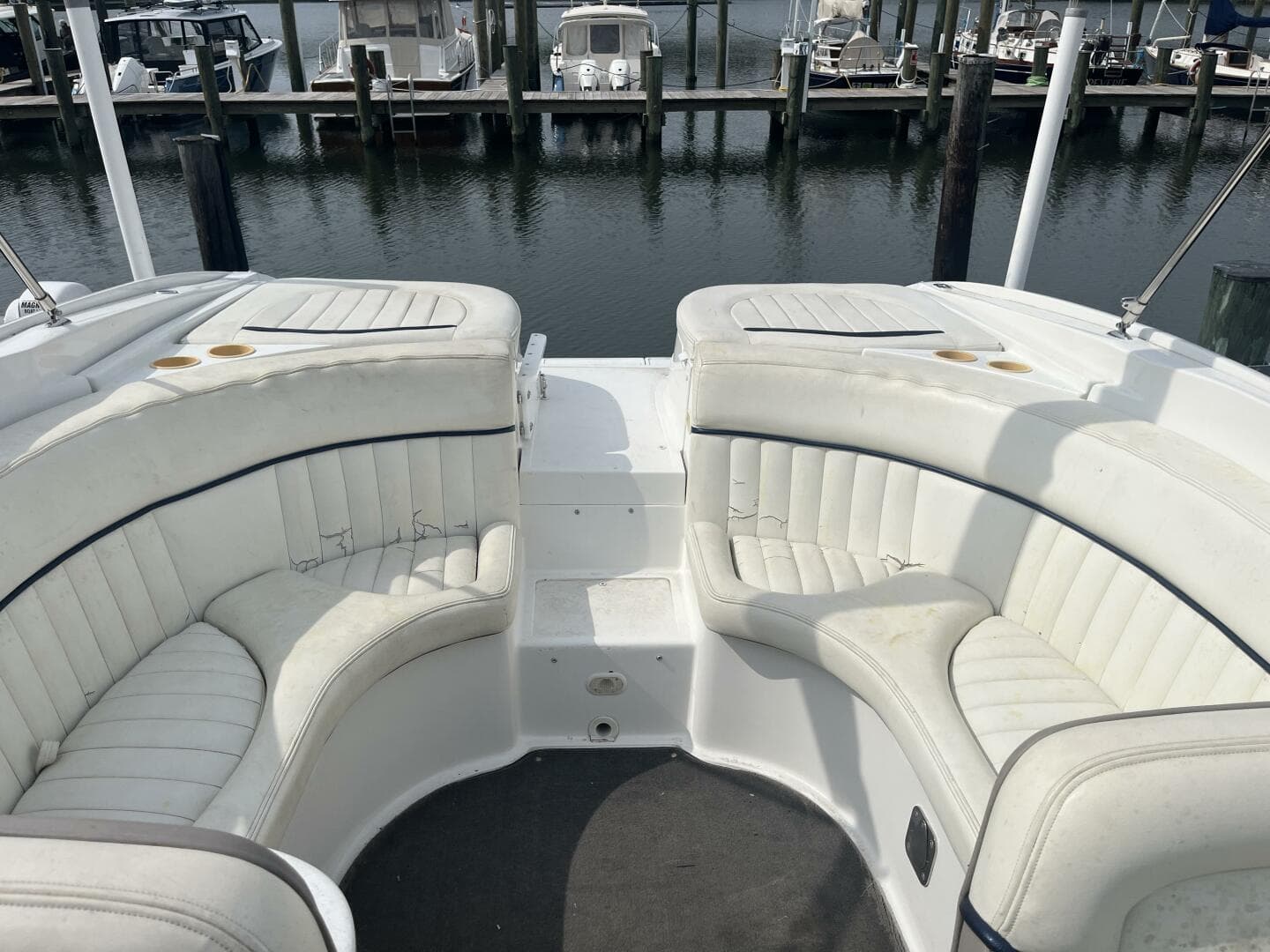 2002 Cobalt 282 — photo 9