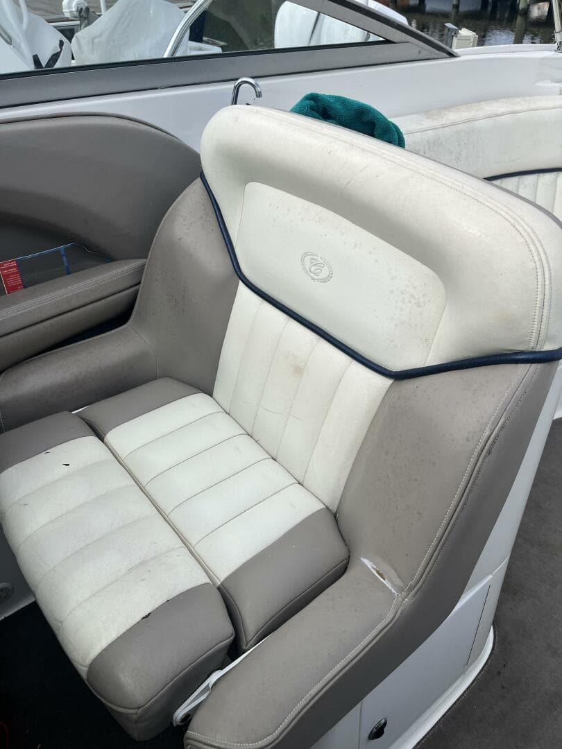 2002 Cobalt 282 — photo 5