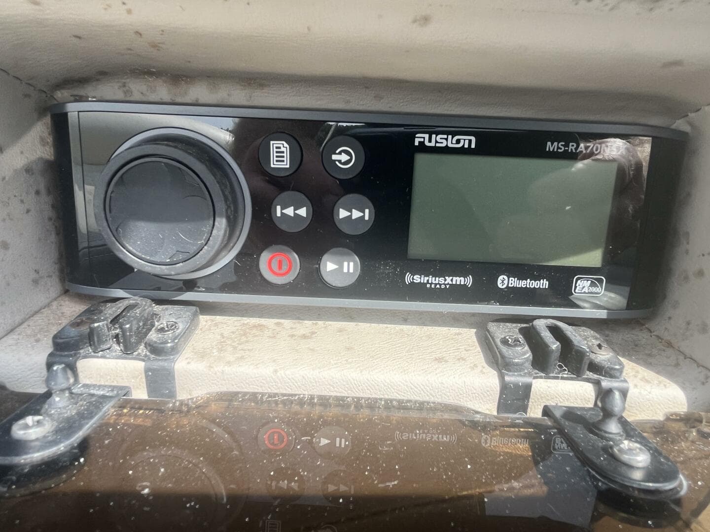 2002 Cobalt 282 — photo 32