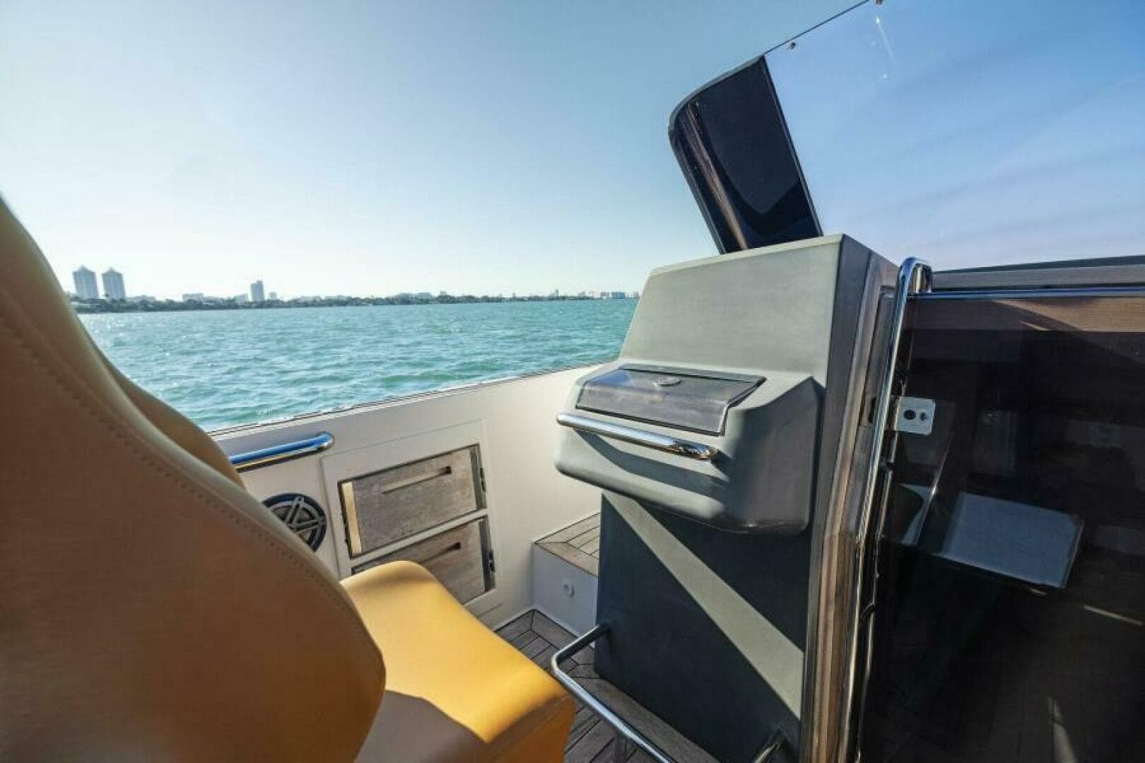 2011 Fjord 40 Open — photo 18