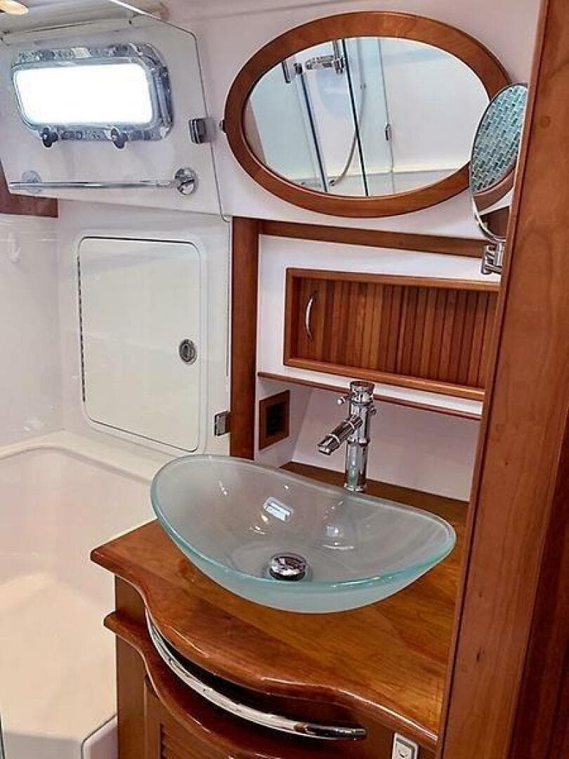 2012 Sabre Express — photo 23