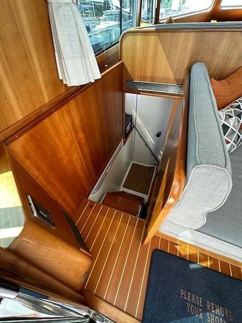 2012 Sabre Express — photo 11