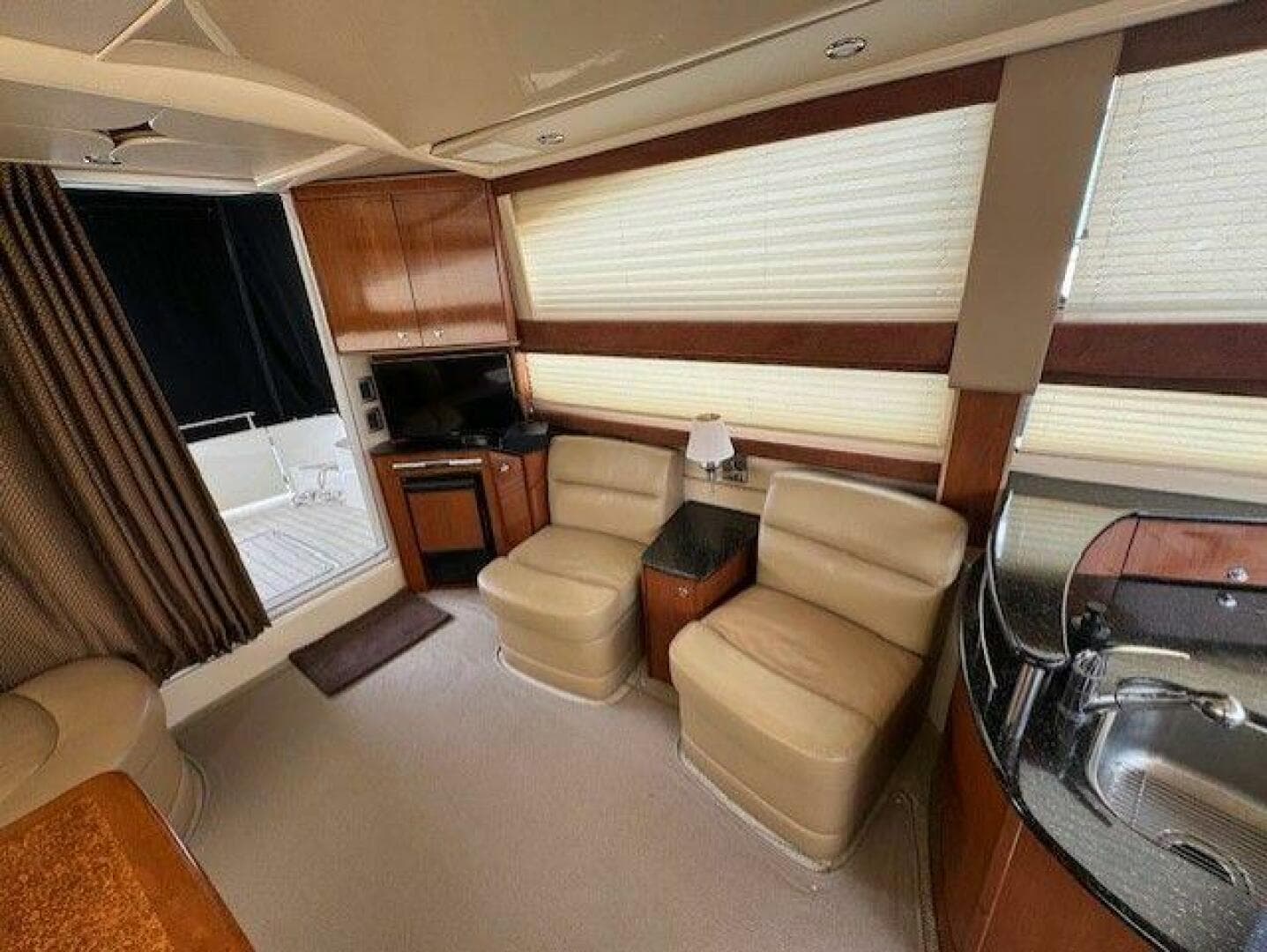 2007 Meridian 391 — photo 41