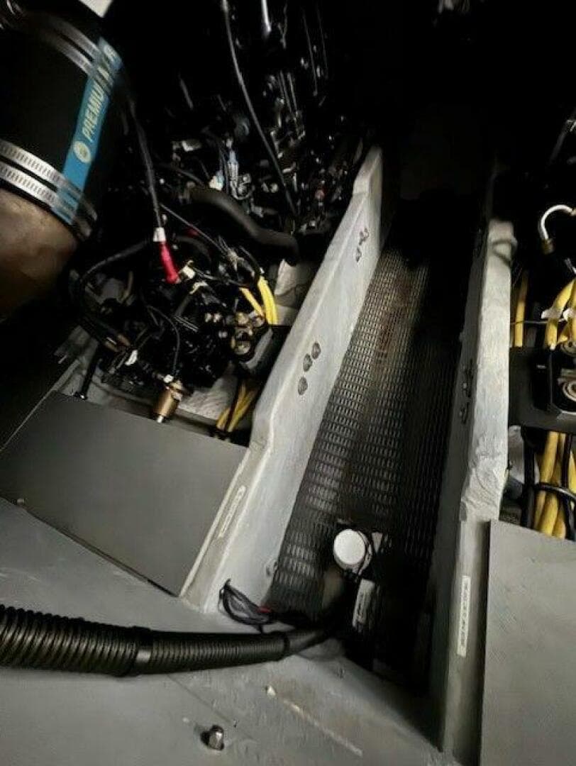 2007 Meridian 391 — photo 39