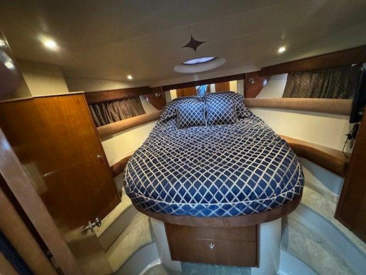 2007 Meridian 391 — photo 48