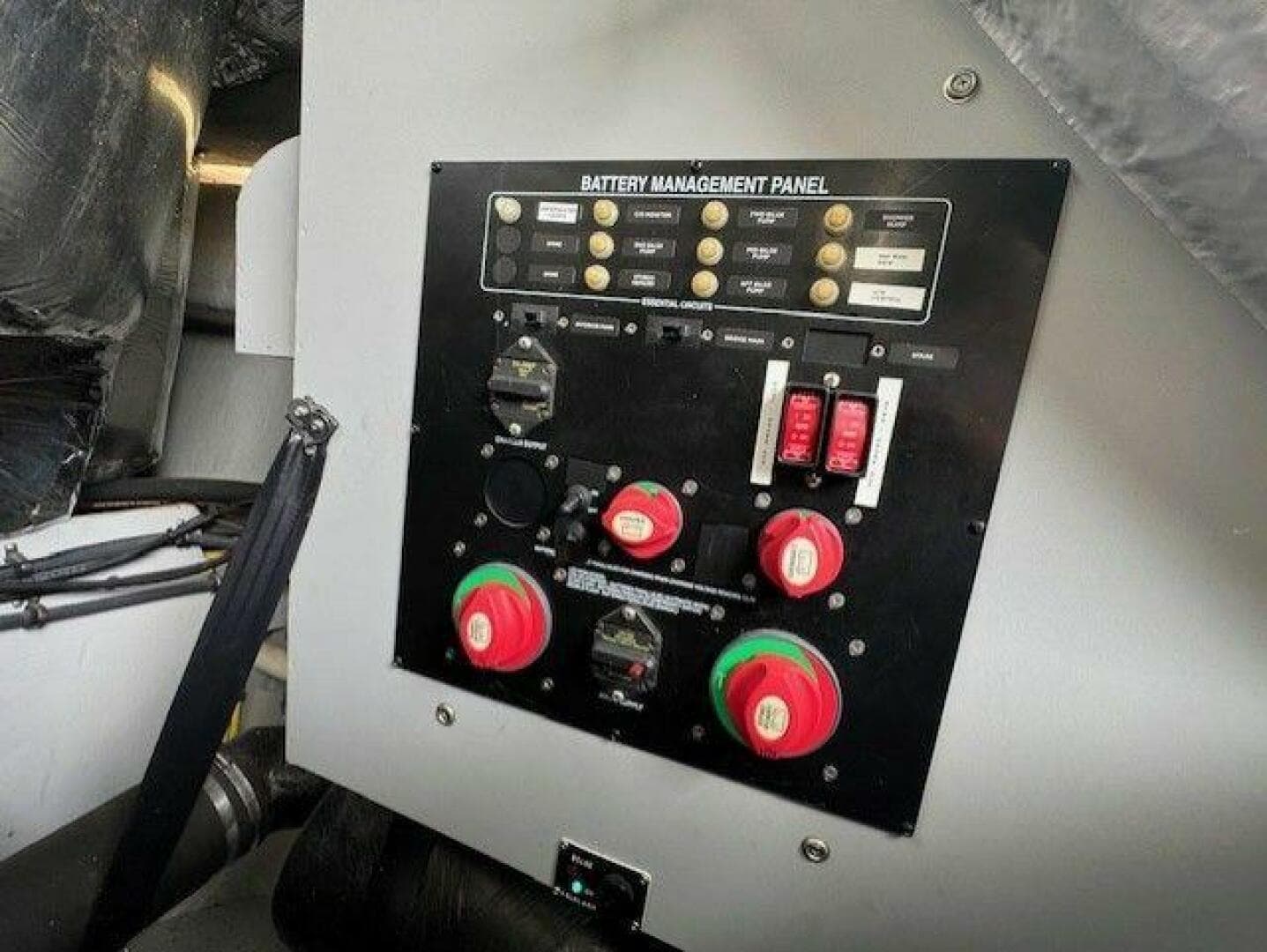 2007 Meridian 391 — photo 37