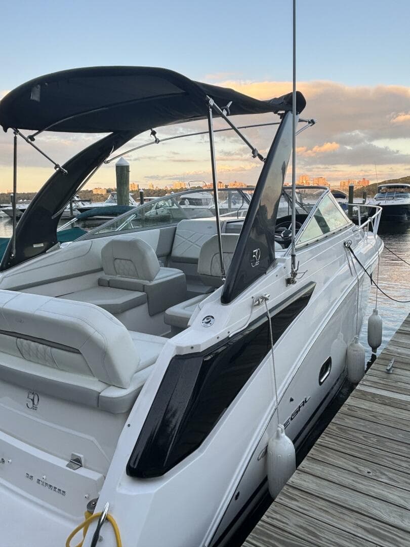 2021 Regal 26 Express — photo 5