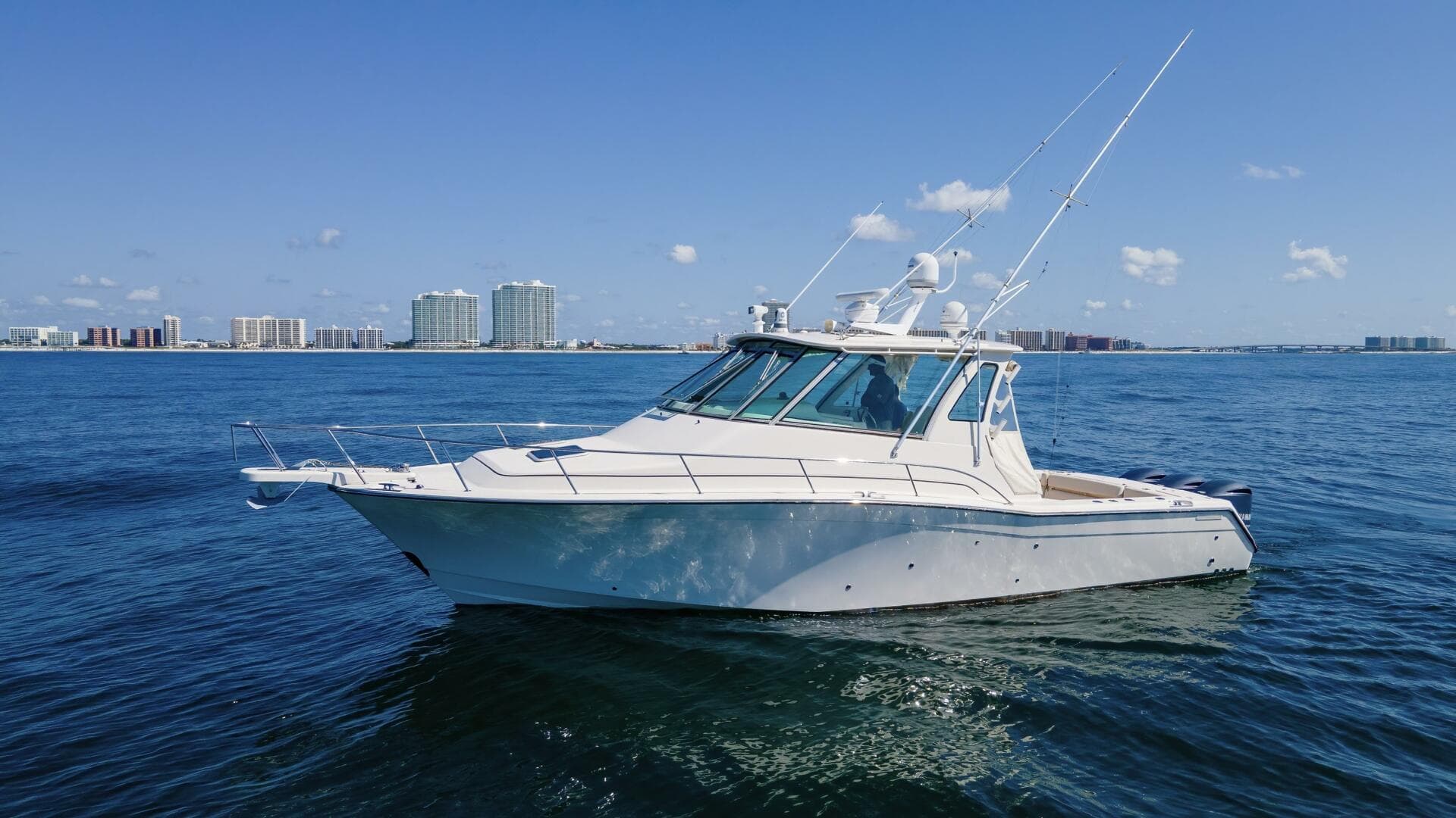 2016 Grady-White 370 Express — photo 26