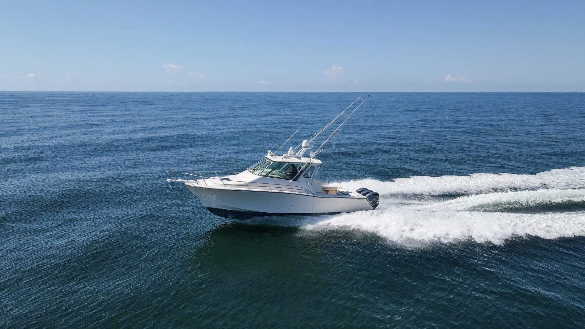 2016 Grady-White 370 Express — photo 27