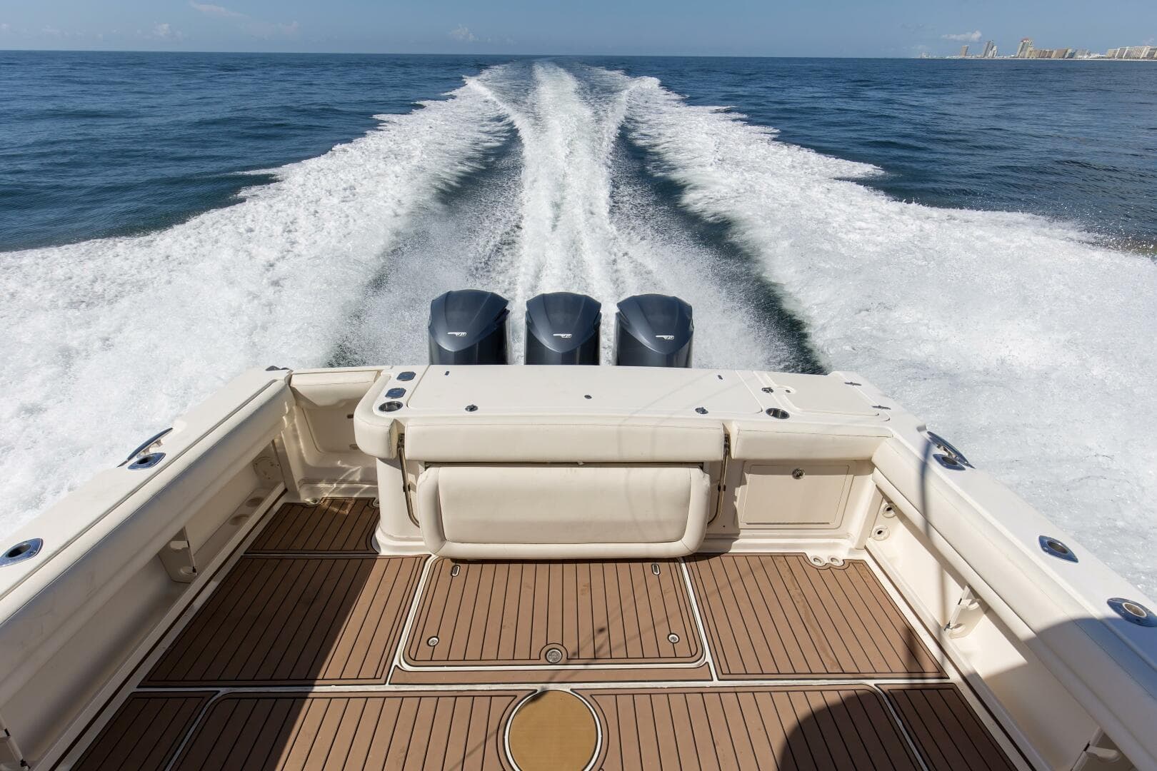 2016 Grady-White 370 Express — photo 15