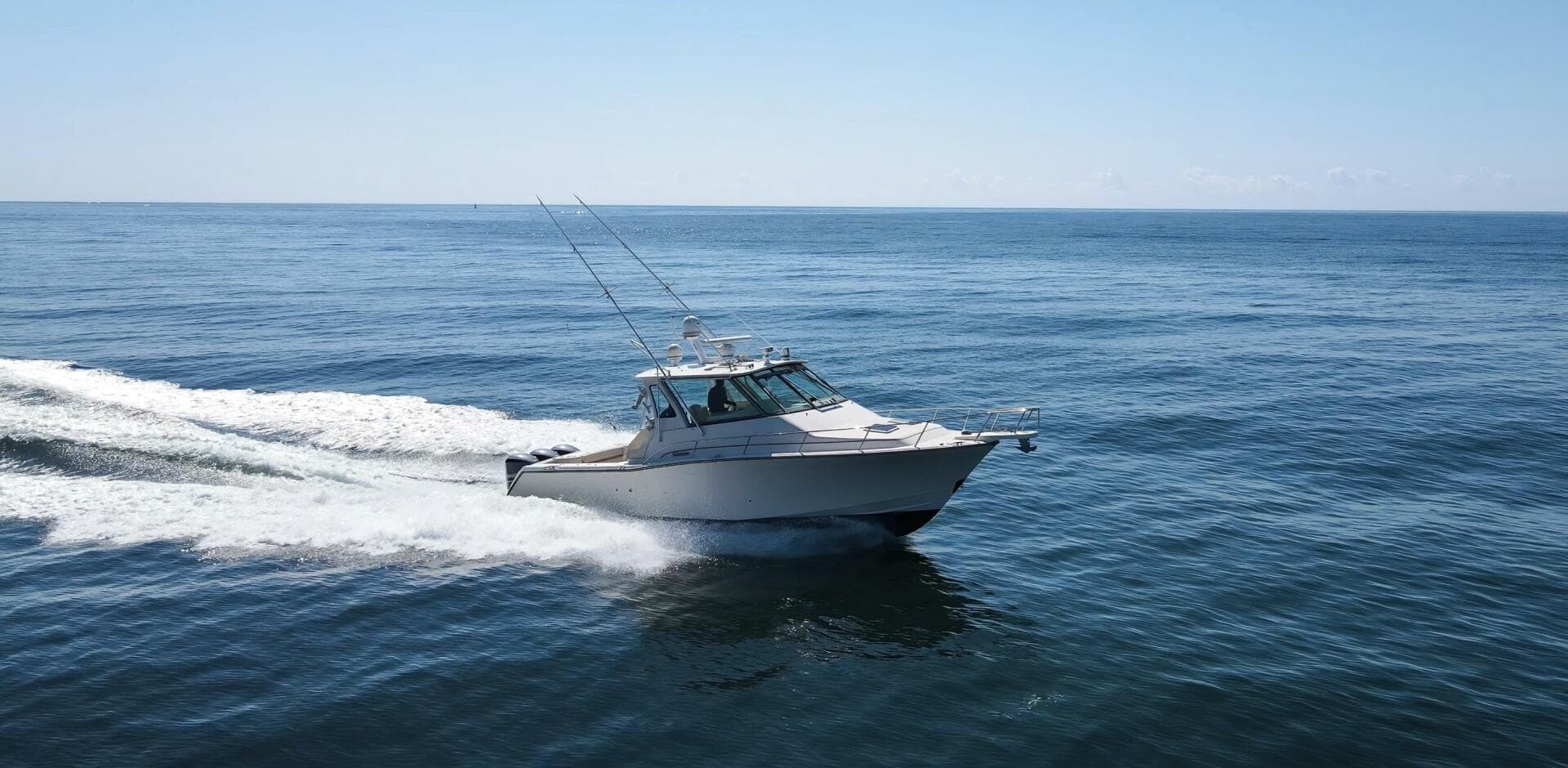 2016 Grady-White 370 Express — photo 31