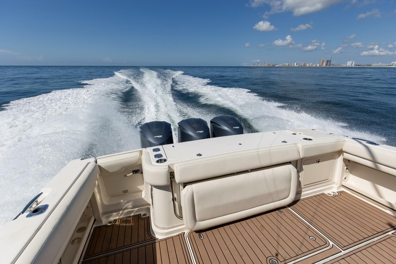 2016 Grady-White 370 Express — photo 16