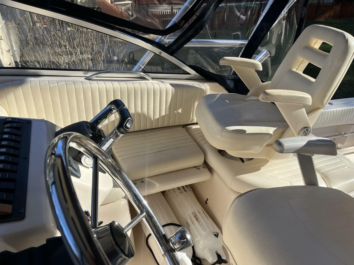 2003 Grady-White 330 Express — photo 23