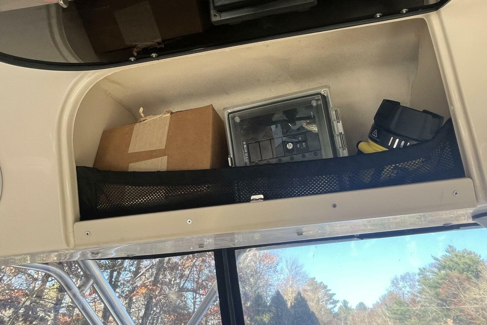 2003 Grady-White 330 Express — photo 30