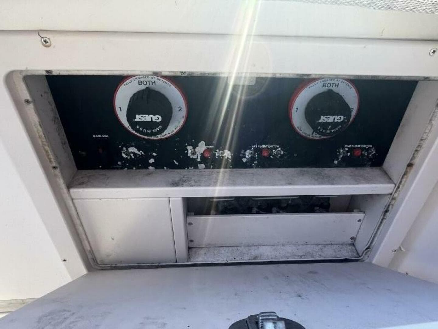 2003 Grady-White 330 Express — photo 49