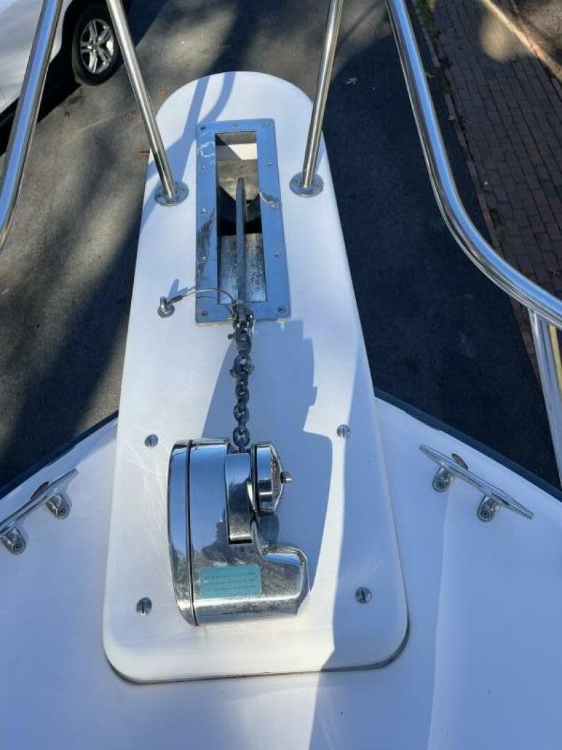 2003 Grady-White 330 Express — photo 9