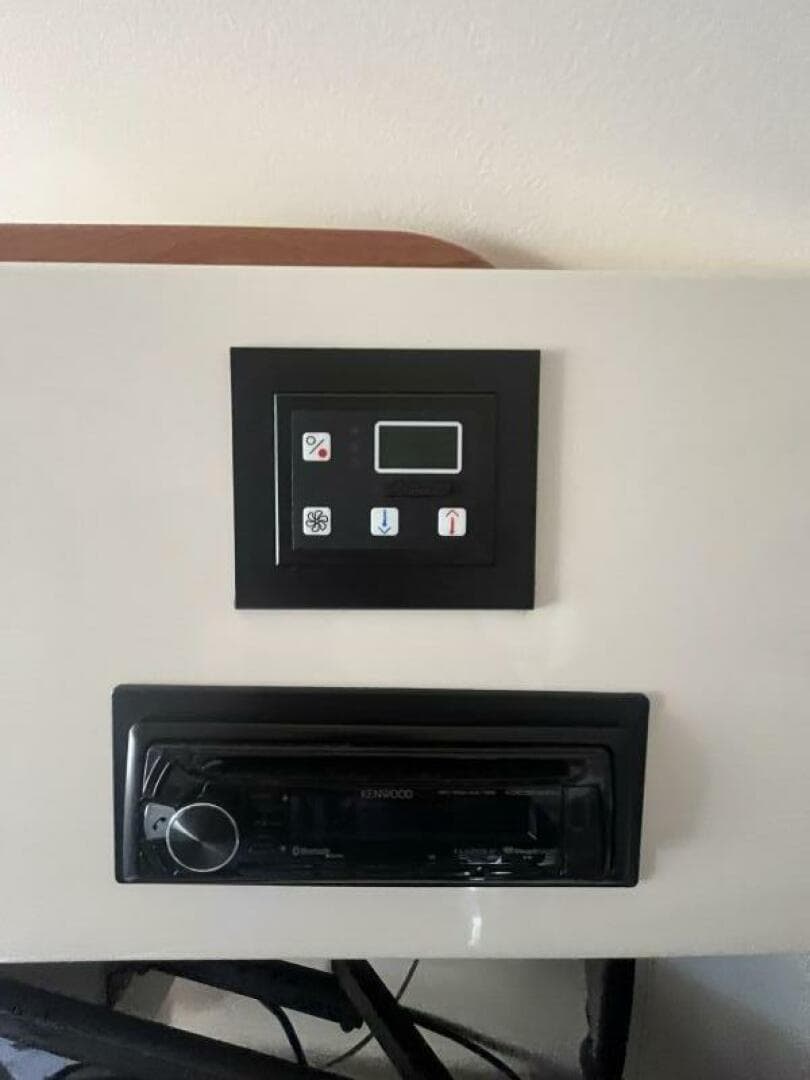 2003 Grady-White 330 Express — photo 47