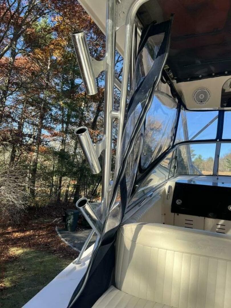 2003 Grady-White 330 Express — photo 17