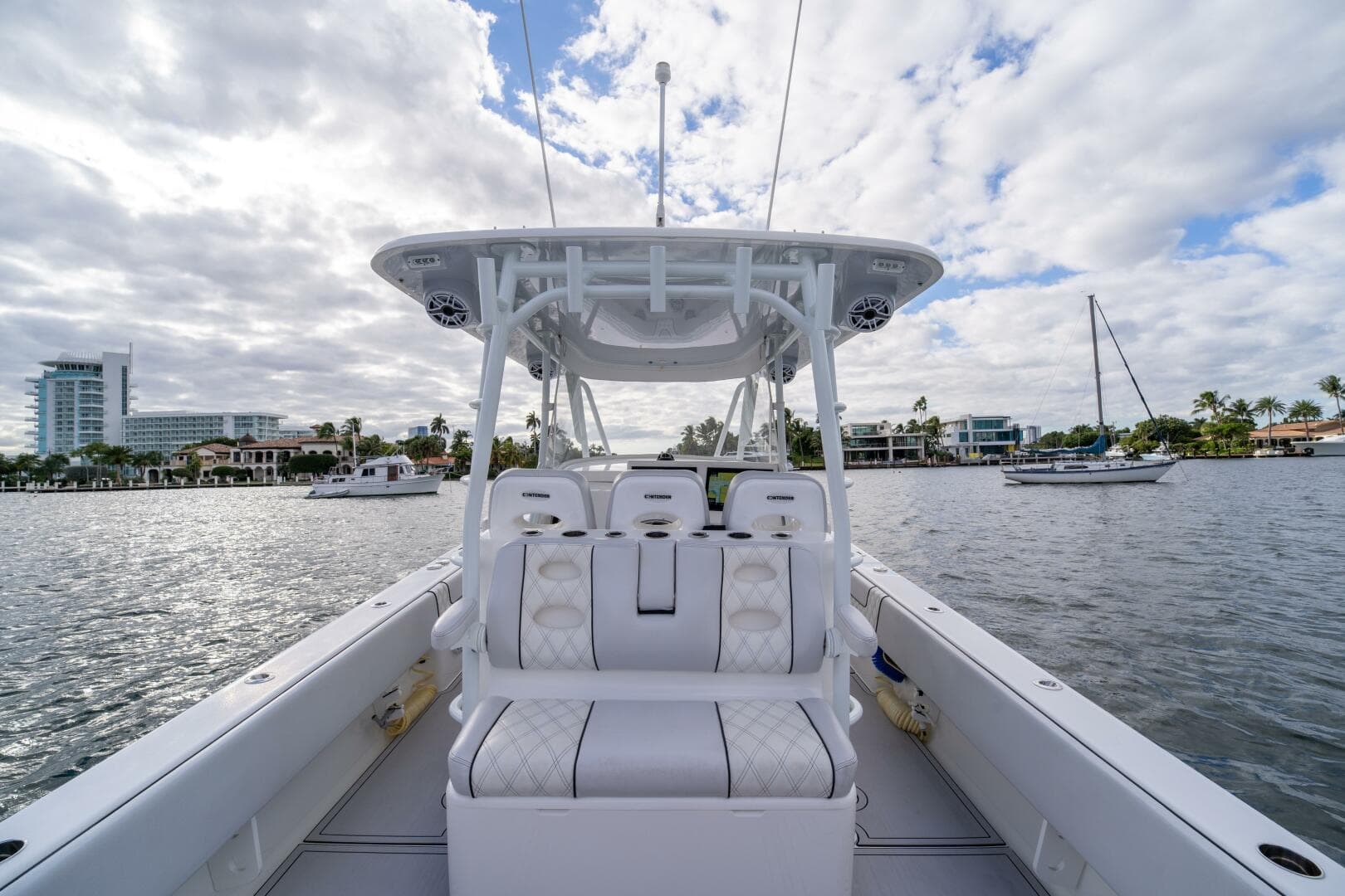 2023 Contender 39 Fisharound — photo 7