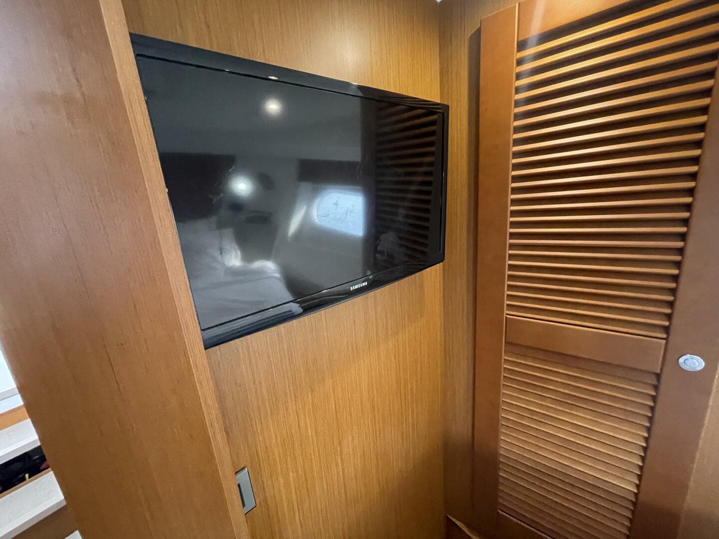 2018 Beneteau Swift Trawler 35- Flybridge — photo 69