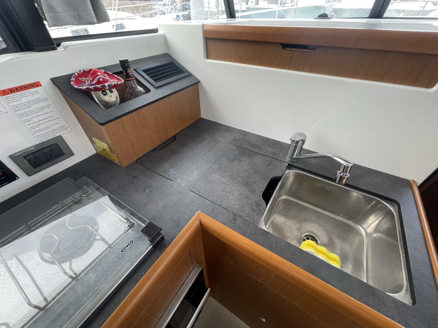 2018 Beneteau Swift Trawler 35- Flybridge — photo 124